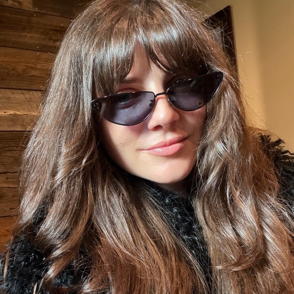 ❌❌SOLD❌❌❌
Dior Sleek Black Cat-Eye Sunglasses - Picture 5 of 5